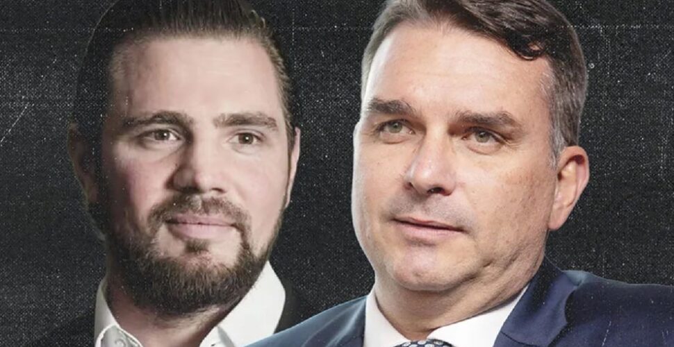 Flávio Bolsonaro muda versão e admite pedido de R$ 134 milhões a banqueiro para filme do pai