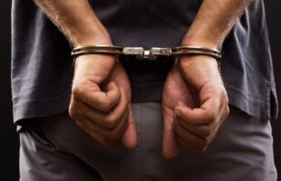 Homem é preso por estupro de vulnerável em Capivari de Baixo