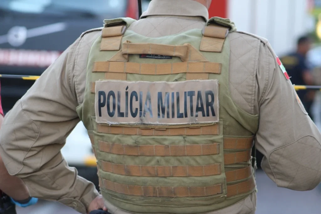 Homem fica ferido ao reagir a tentativa de assalto em mercado de Criciúma