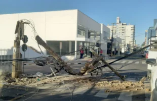 Trabalhador fica ferido após sofrer descarga elétrica durante manutenção em Içara