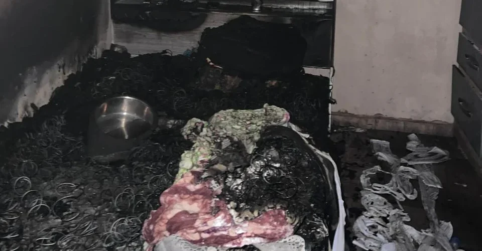 Incêndio atinge quarto de residência e mobiliza bombeiros em Forquilhinha