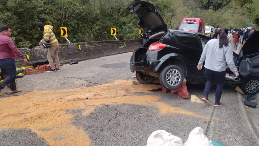 Grave acidente é registrado na Serra do Rio do Rastro