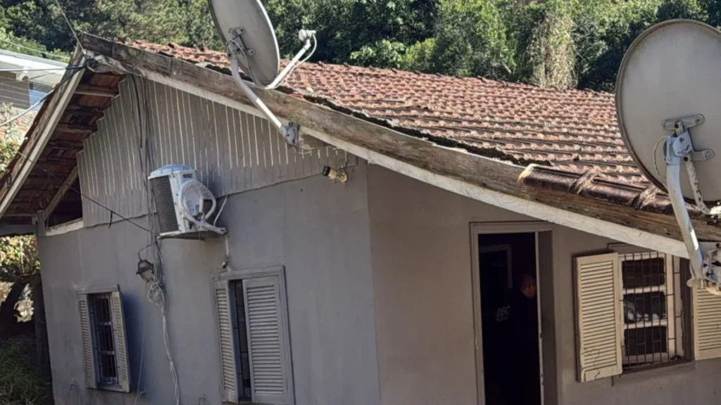 Advogado é encontrado morto dentro de residência em SC