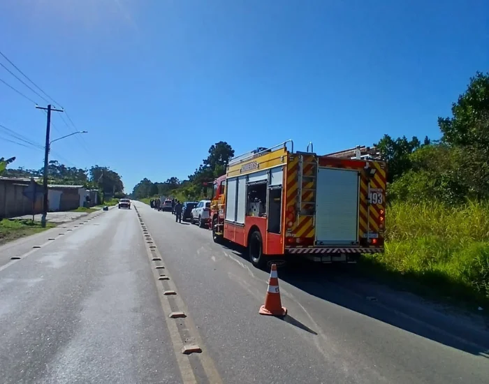 Corpo é localizado em córrego e caso é investigado em Laguna