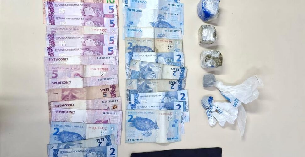 Homem é preso por suspeita de tráfico de drogas após monitoramento da PM em Orleans
