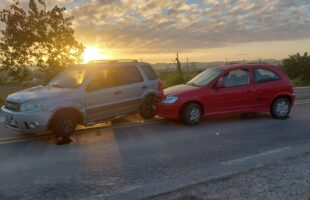 Criança fica ferida após acidente entre dois carros na SC-443, em Morro da Fumaça