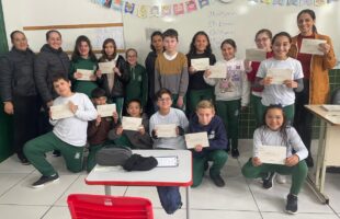 Projeto “Era Uma Vez” leva a história do carvão para a Escola Emília Mamede Soares