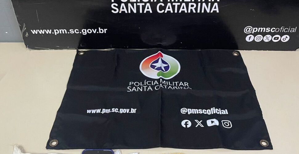 Homem é preso por tráfico de drogas durante fiscalização da PM em Lauro Müller