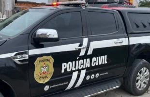 Operação da Polícia Civil investiga possível adulteração de caminhões em SC e no Paraná