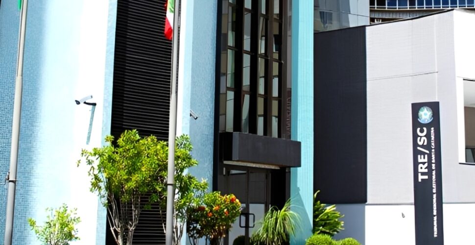 TRE-SC suspende divulgação de pesquisa eleitoral sobre Governo e Senado em Santa Catarina