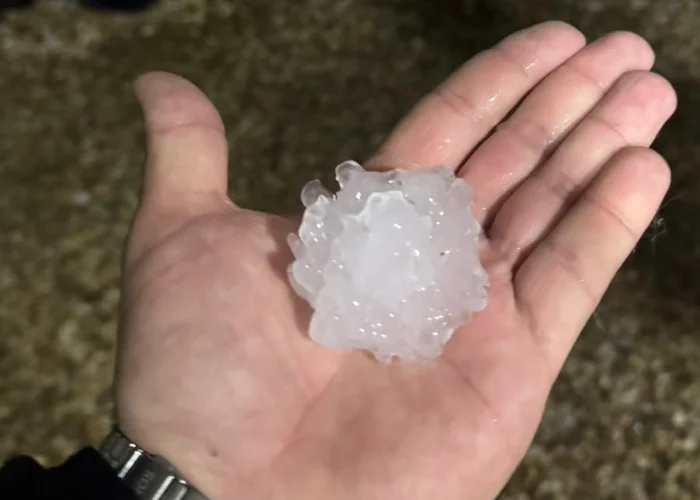 Tempestade com granizo atinge o Norte de Santa Catarina e coloca Defesa Civil em alerta