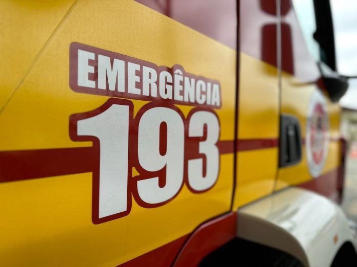 Trabalhador fica gravemente ferido após cair sobre serra circular em Forquilhinha
