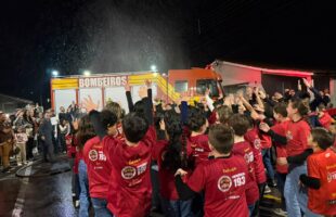 Mais de 100 crianças participam da formatura do Programa Bombeiro Mirim em Orleans