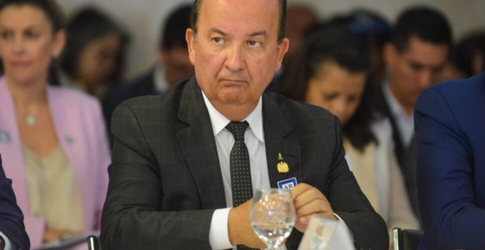 PF investiga suposta interferência de Jorginho Mello em apuração eleitoral em Lauro Müller