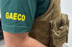 Operação do GAECO investiga fraudes em licitações e corrupção em sete cidades de SC