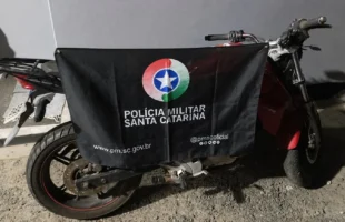 Jovem é preso após fugir da PM em motocicleta furtada em Araranguá