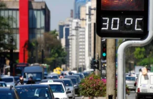 Frente fria muda o tempo em SC e aumenta risco de temporais nesta semana