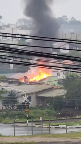 Incêndio atinge residência e mobiliza três viaturas em Içara