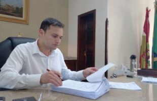 Ex-prefeito de Capivari de Baixo é condenado a 13 anos de prisão pela Operação Mensageiro