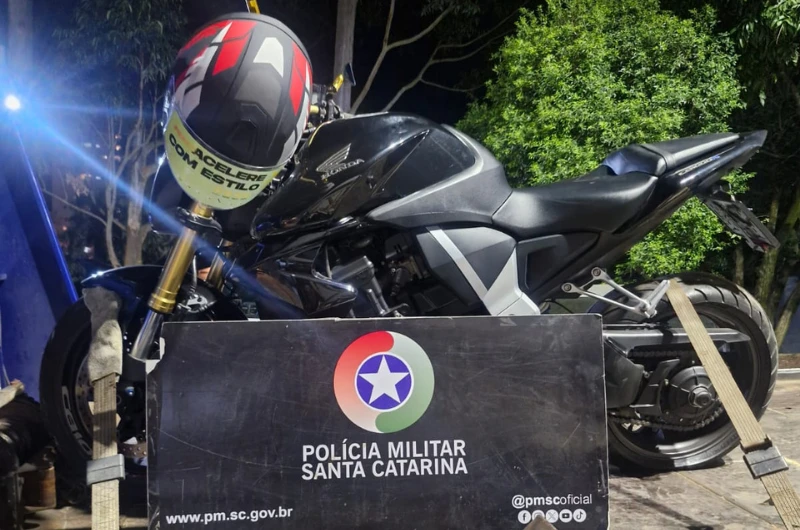 PM recupera motocicleta furtada em Jaguaruna menos de 24 horas após o crime