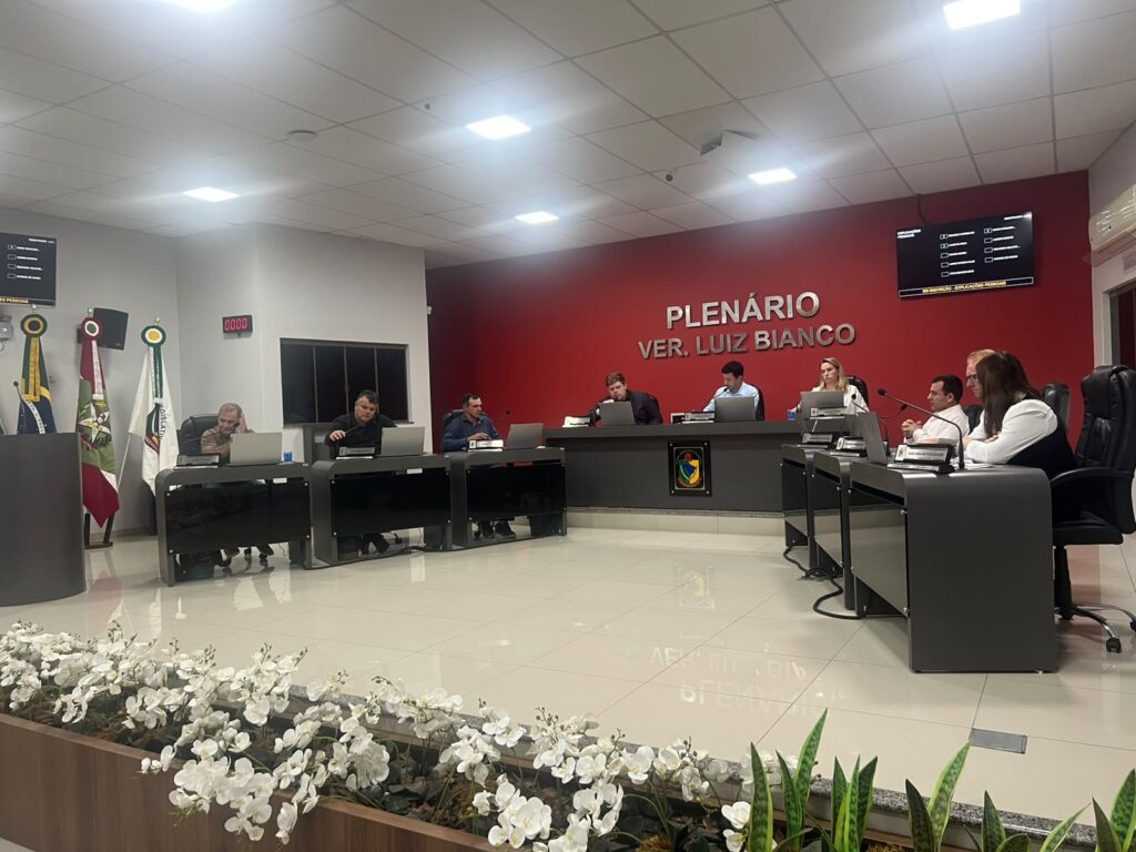 Confira os principais assuntos da sessão da Câmara de Vereadores de São Ludgero desta segunda-feira (3)