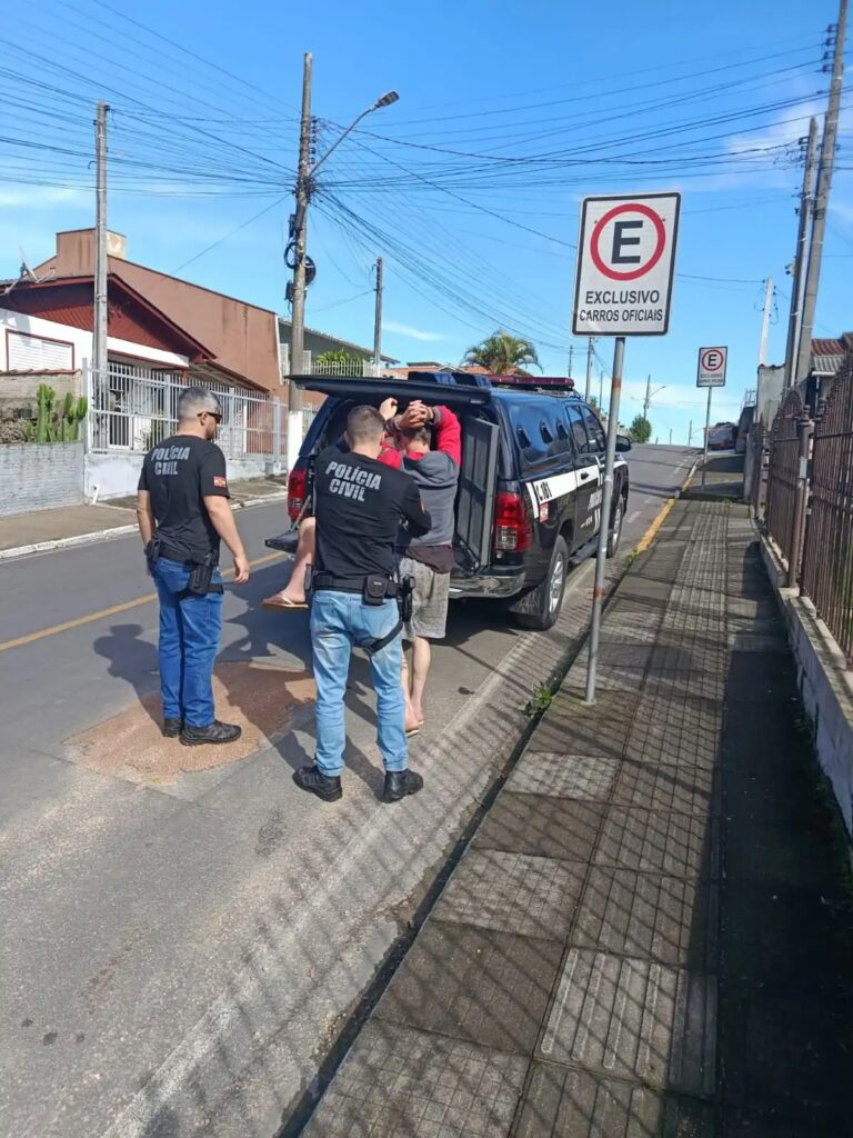 Radialista está entre presos em operação contra tráfico de drogas em Orleans