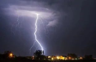 Setembro tem previsão de chuva acima da média e risco de temporais em SC