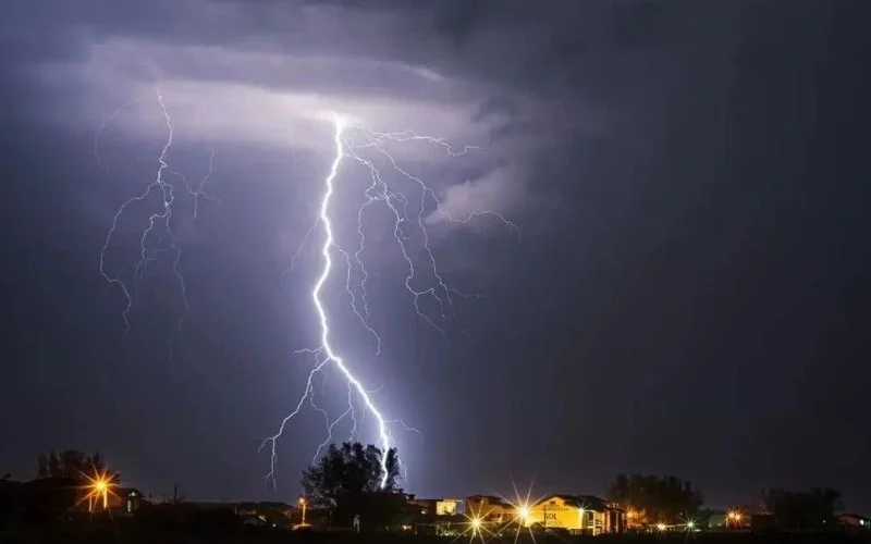 Setembro tem previsão de chuva acima da média e risco de temporais em SC