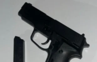 Homem é detido após ameaçar trabalhador com simulacro de arma em Içara