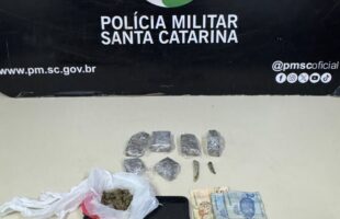 Homem é preso por suspeita de tráfico de drogas em Lauro Müller