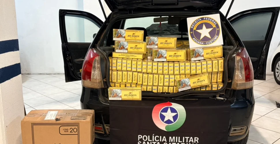PMRv apreende cigarros e vinhos contrabandeados após perseguição em Maravilha