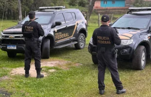PRF é afastado suspeito de receber propina por carga de madeira ilegal em SC