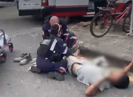Ciclista fica ferido após ser atingido por carro em cruzamento de Lauro Müller