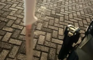 Homem é preso após ameaçar funcionários durante roubo a supermercado em Sombrio